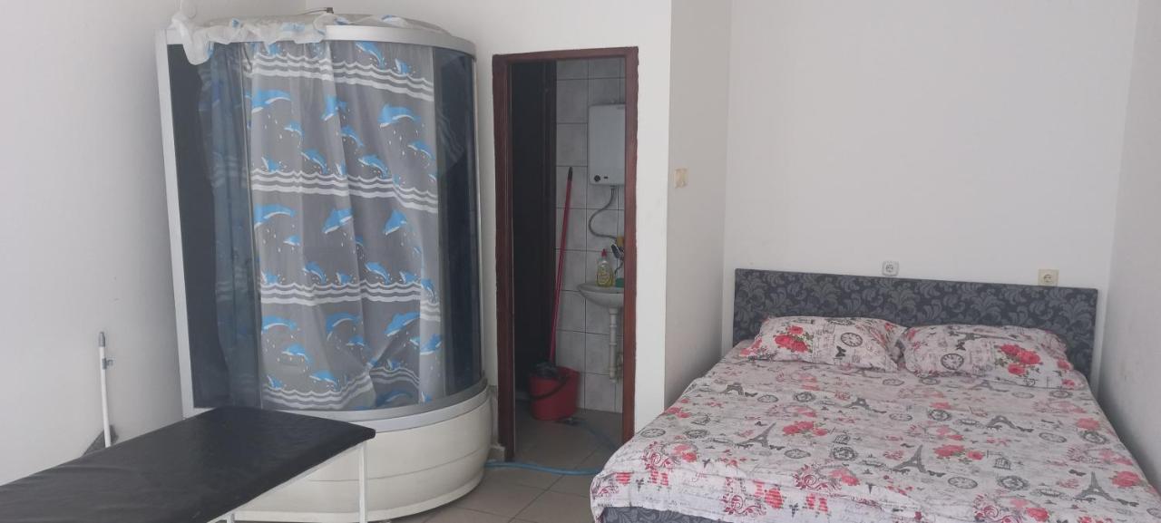 Big Bed, Rumenacka 7 Novi Sad Exterior foto